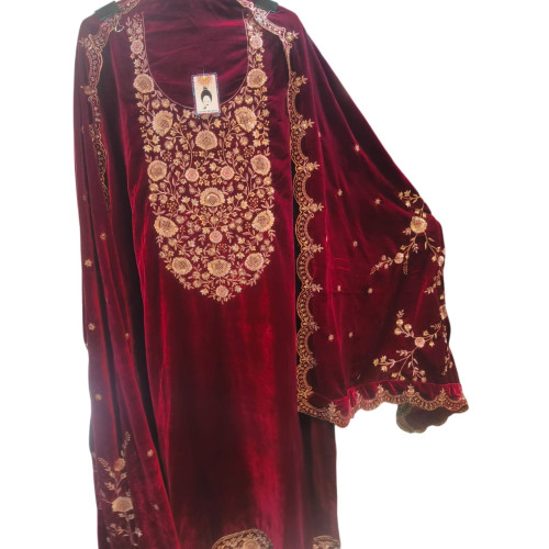 Heavily Embroidered Velvet Suit Set Heavily Embroidered Velvet Suit Set
