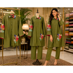 Olive Blossom Maheshwari Silk Stitched Co-Ord Set Olive Blossom Maheshwari Silk Stitched Co-Ord Set