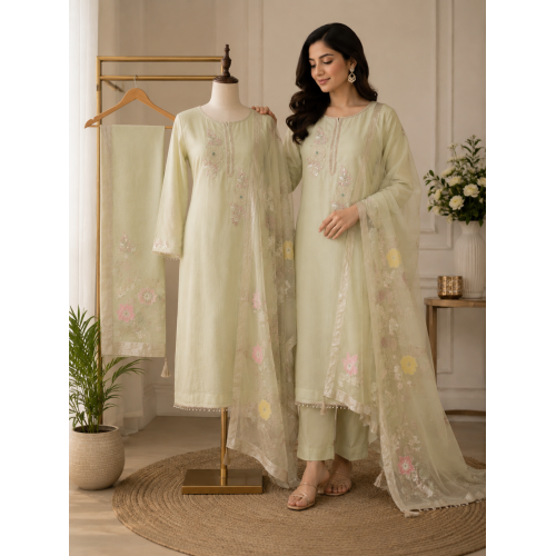 Ivory Crush Silk Boutique Unstitched Suit with Heavy Banarasi Dupatta Ivory Crush Silk Boutique Unstitched Suit with Heavy Banarasi Dupatta